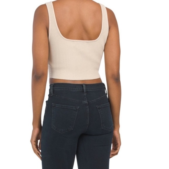 NWT House Of Harlow 1960 Revolve Sculpt Knit Square Neck Crop Tank White, size L - Picture 2 of 10